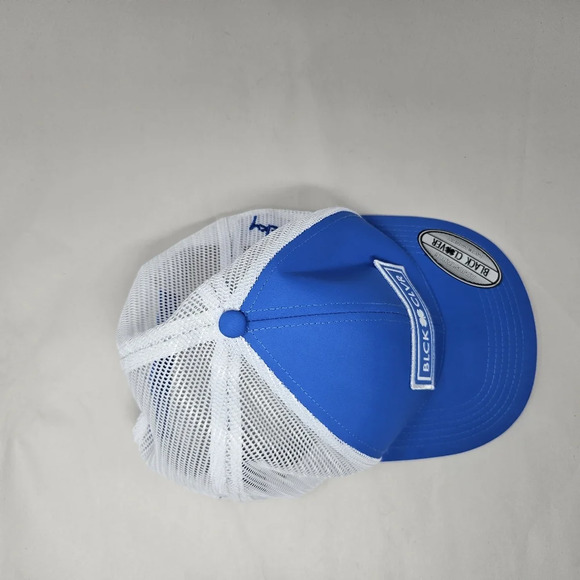 Black Clover Mens Snap Back Baseball Cap Hat Blue-White Mesh Adj. Live Lucky - Picture 5 of 9